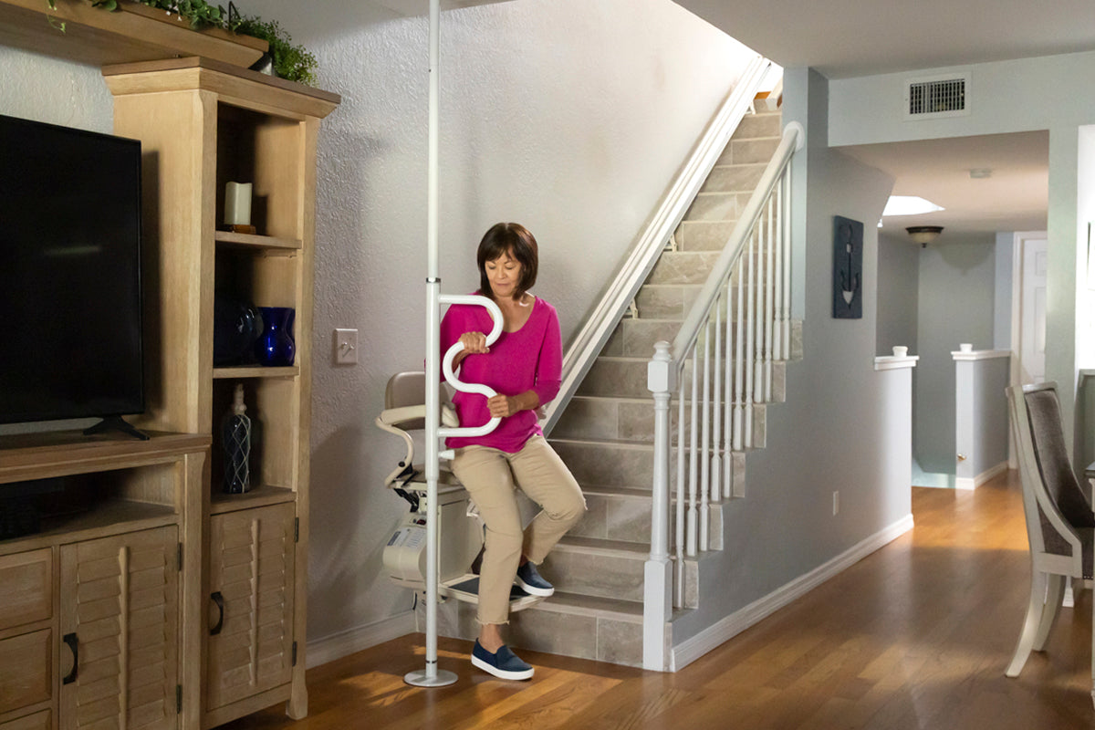 Our Favorite Ways to Use the Wonder Pole for Senior Safety