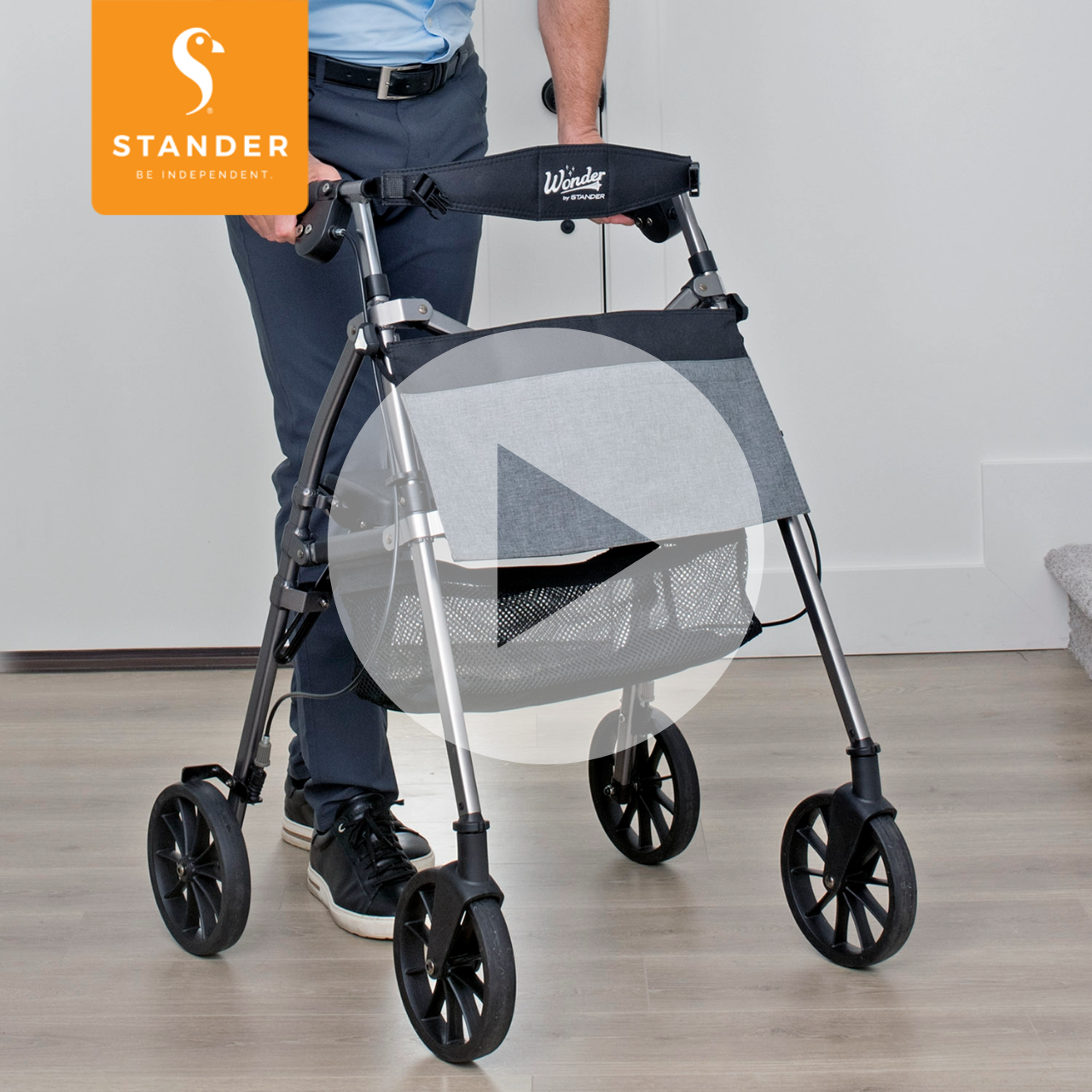 Wonder Rollator Plus with 8