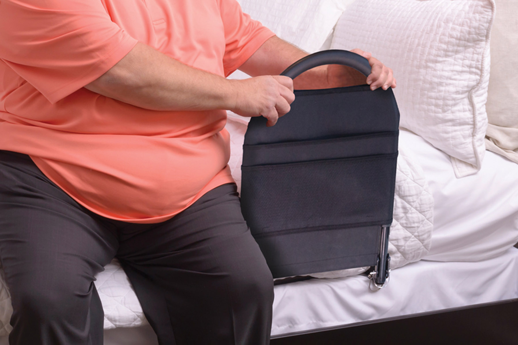 Best Bags, Suitcases, and Purses for Rheumatoid Arthritis